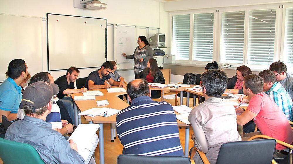  Die, sich mit Asylfragen befassende Steuerungsgruppe in Hermagor, organisiert bereits  Deutschkurse