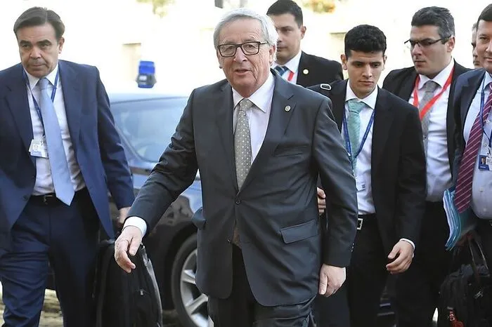 EU-Kommissionspräsident Jean-Claude Juncker sieht im Hinblick auf die US-Administration "Raum für Erklärungen". Er habe den Eindruck, dass viele dort Europa "nicht im Detail" kennen würden.