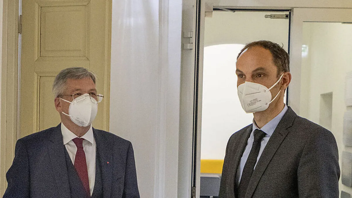 Landeshauptmann Peter Kaiser mit Außenminister Anze Logar