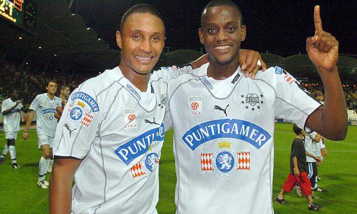 Franck Silvestre (links) mit Amadou Rabihou im Jahr 2005