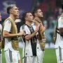 Ratlose Gesichter bei den DFB-Spielern nach dem Ausscheiden in Katar