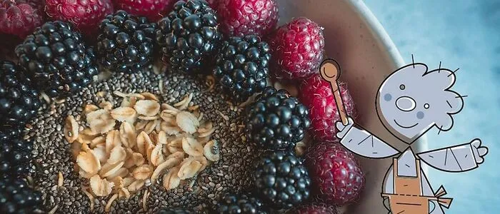 Topfenauflauf mit Brombeeren (Symbolbild)