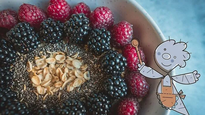 Topfenauflauf mit Brombeeren (Symbolbild)