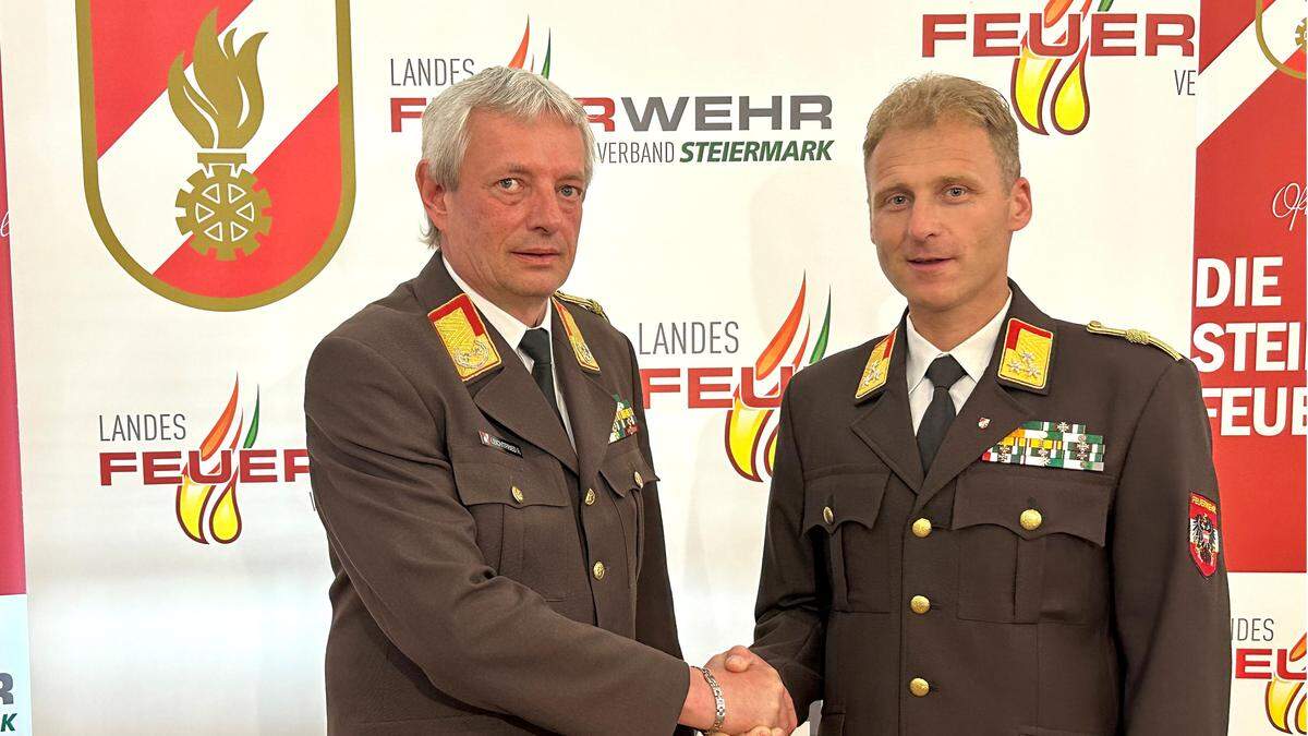 Landesfeuerwehrkommandant Reinhard Leichtfried mit Vize Christian Leitgeb, hier nach der knappen Wahl im Juni 2023