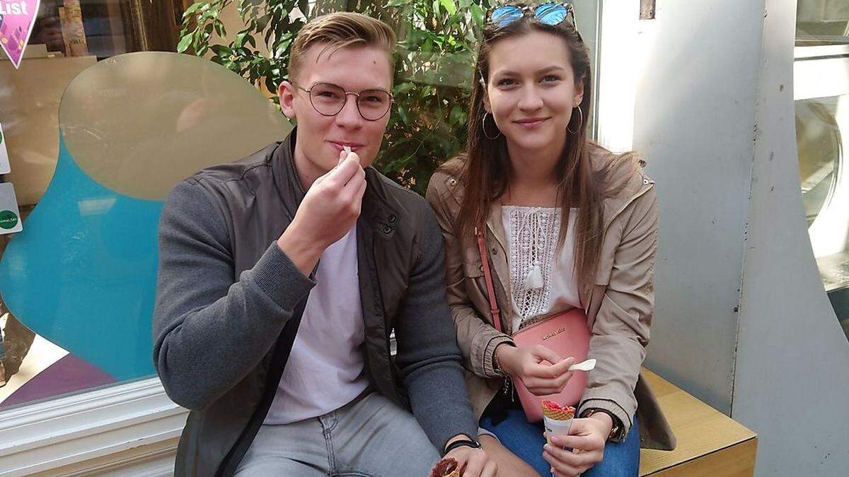 Aus Graz-Umgebung angereist, um veganes Eis zu genießen: Manuel und Kathrina.