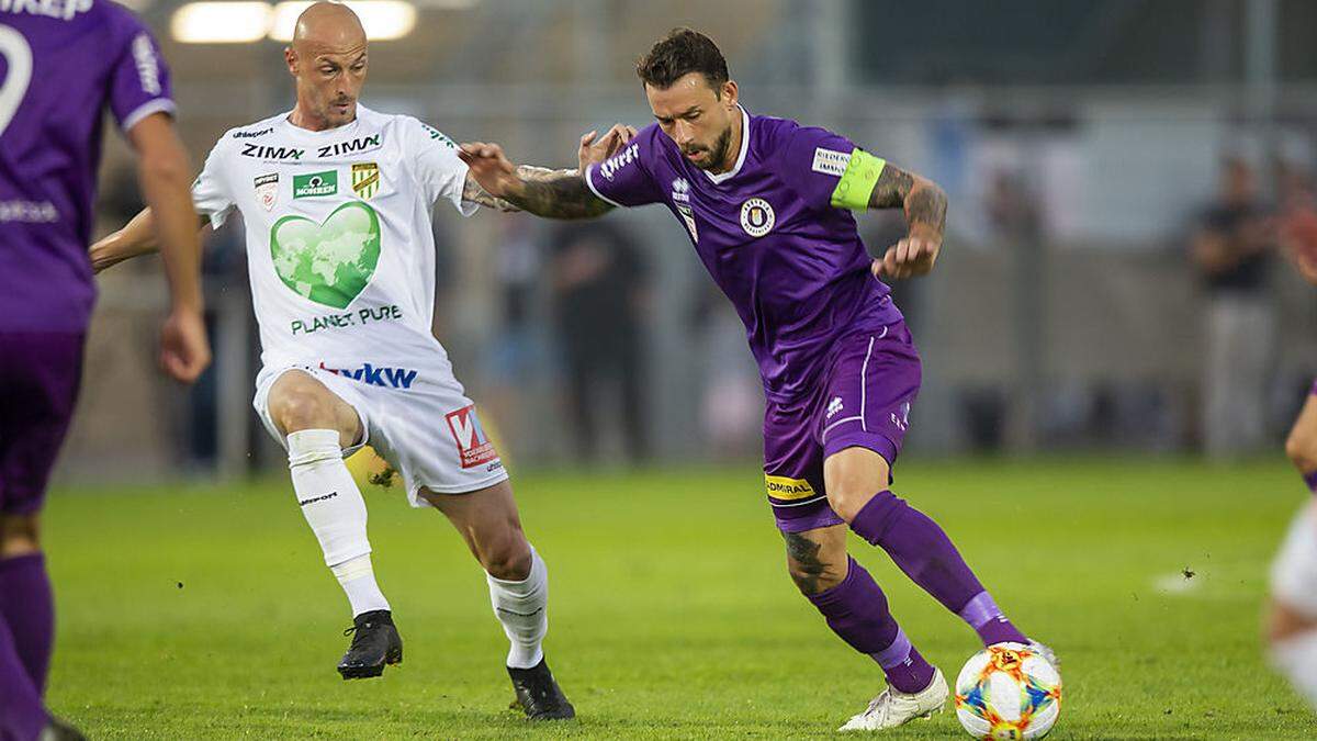 Philipp Hütter (rechts) erzielte für Austria Klagenfurt das zwischenzeitliche 2:1