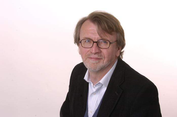 Peter Strasser ist Philosoph in Graz