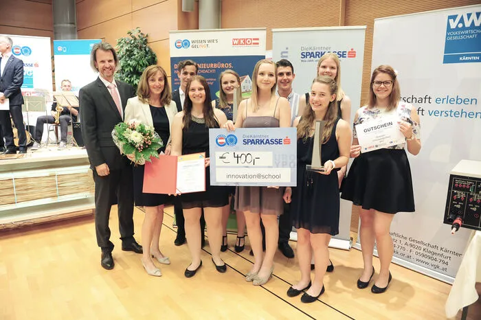 "Function of Juwelry"-Team von der Agrar und Business HAK Althofen sowie Euregio HTBLuVA Ferlach.