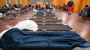  Zehntausende Berliner sind ohne Strom: Vielerorts wurden Feldbetten aufgebaut 