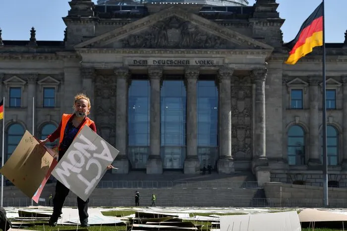 "Umweltprobleme haben auch Auswirkungen auf die nächsten Generationen", sagte die Aktivistin.