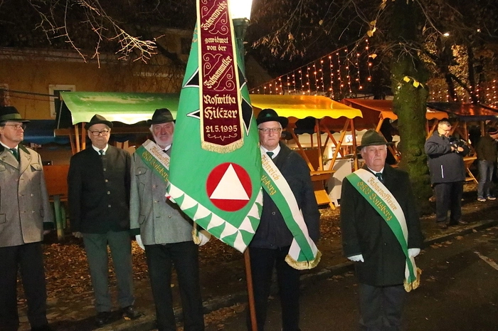 Unter den zahlreichen Festgästen waren unter anderem Landesrätin Doris Kampus, die Bürgermeister Bernd Osprian (Voitsberg) und Johannes Schmid (Rosental), Vizebürgermeister Kurt Christof, Stadtrat Franz Sachernegg und Alt-Bürgermeister Ernst Meixner, der Obmann des Dachverbandes der österreichischen Berg-, Hütten- und Knappenvereine, Josef Gruber sowie Franz Borstner vom Bergbaumuseum Rosental.