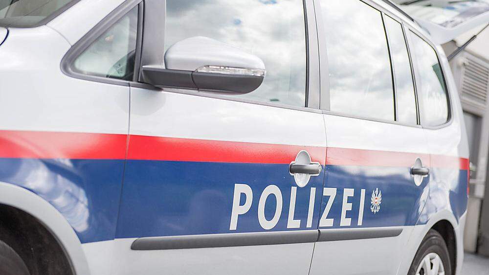 Der Mann wurde leicht verletzt ins LKH Graz gebracht.