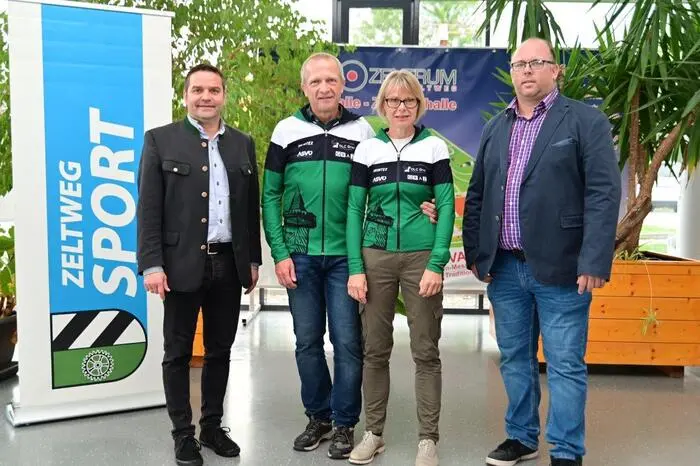 Ein schnelles Ehepaar sind Sylvia und Ewald Glatz im Orientierungslauf