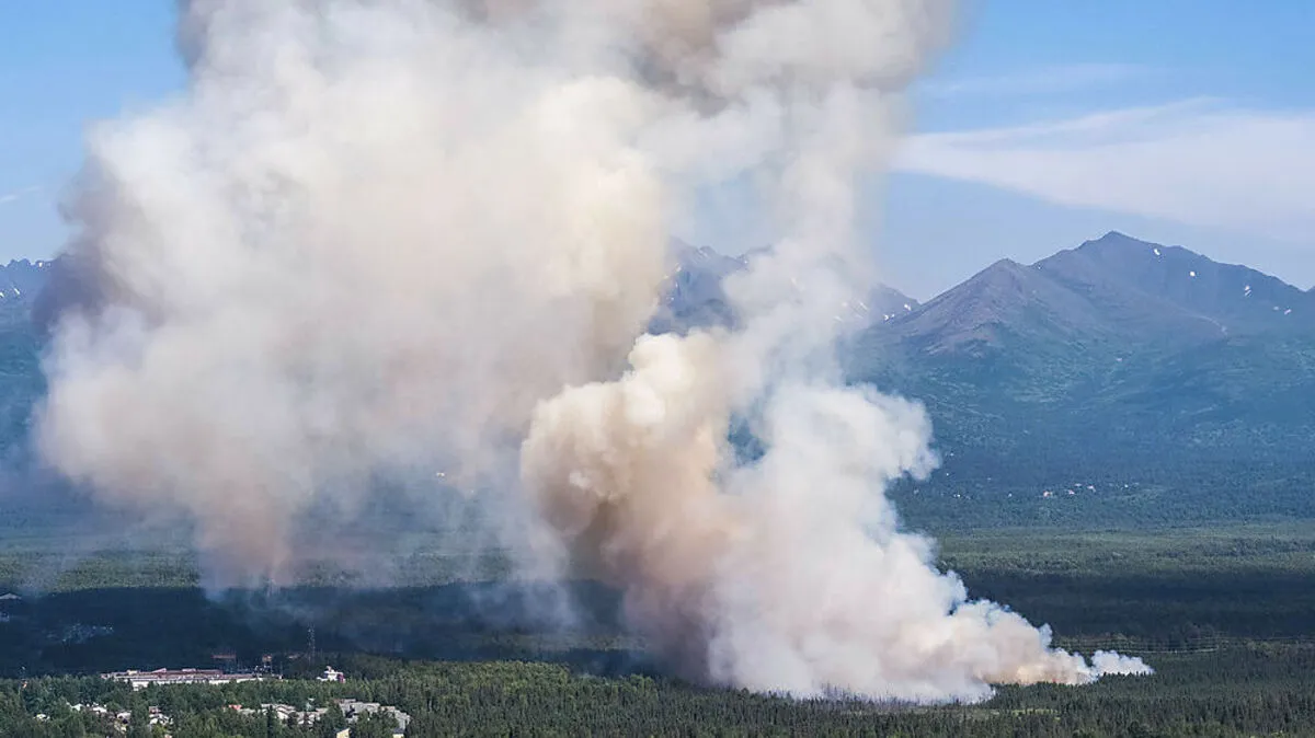 Ein Waldbrand nahe Anchorage, Alaska