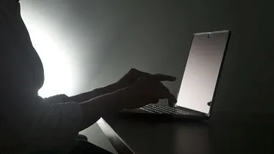 Ein Drittel der Vorfälle fanden im Internet statt