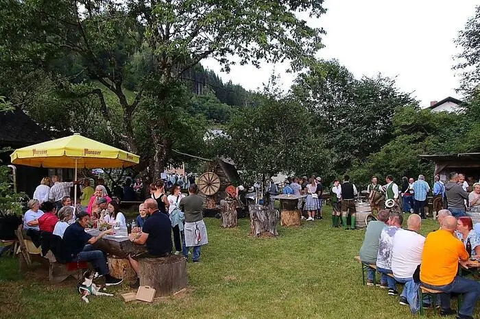 Kräuterweibl- und Holzknechtfest in Salla
