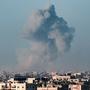 Rafah unter Beschuss - Marschflugkörper steuern auf die Stadt im südlichen Gazastreifen zu, wo Israel Hamas-Stellungen vermutet