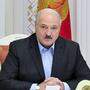Setzt Lukaschenko sich nach Russland ab?