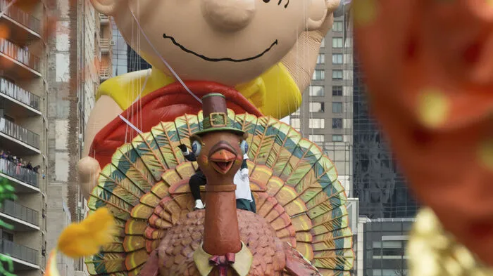 Als gewaltige Ballons waren heuer unter anderem zu sehen: die Comicfiguren Charlie Brown von den "Peanuts", das Pikachu-Monster aus den Pokemon-Videospielen, Spongebob sowie Zeichentrick-Kater Felix The Cat.