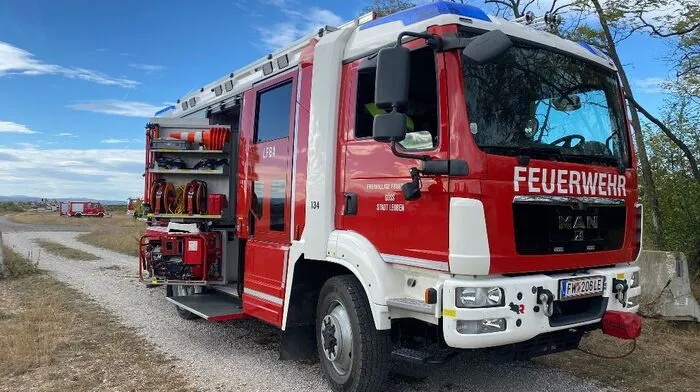 Auf dem ABC- und Katastrophenhilfe-Übungsplatz Tritolwerk des Bundesheeres fand wieder eine großangelegte Übung unter dem Titel "Disaster Relief Unit Hochsteiermark" mit 130 Feuerwehrleuten von 15 Freiwilligen Feuerwehren aus der Steiermark, dem Burgenland und Niederösterreich statt.