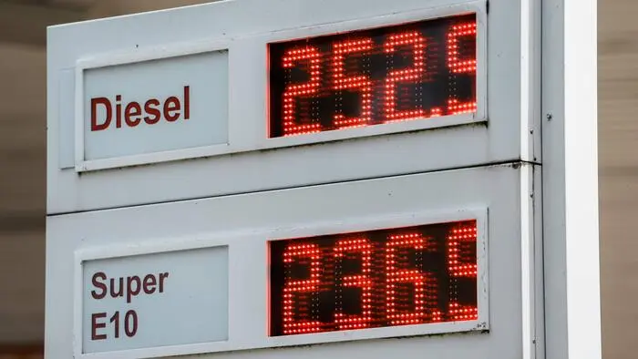 Warten auf die Spritpreisbremse