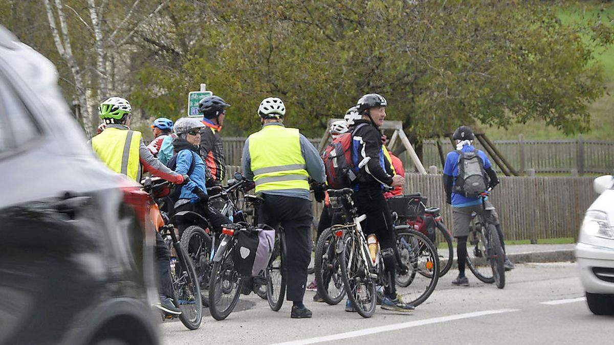 Der Übergang des Drauradwegs in Frög bei Rosegg ist eine permanente Gefahrenstelle