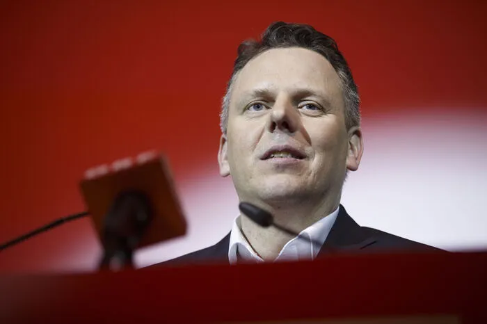 "Bei uns machen junge engagierte Menschen die Politik selbst. Wir haben bei der Grazer Gemeinderatswahl als einzige Partei zwei Fixmandate für sie. Jungsein allein ist freilich noch kein Programm – so haben wir auch die besten Ideen wie z.B. das 100-Euro-Studiticket und Starterwohnungen mit einem Quadratmeterpreis von fünf Euro."