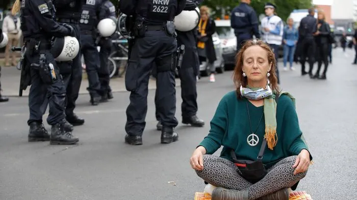 Millionen Menschen gehen traditionell weltweit zum Tag der Arbeit auf die Straßen, doch wegen der Corona-Pandemie gestaltete sich der 1. Mai diesmal deutlich anders als sonst, wie hier in Berlin.