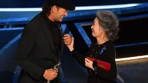 Berührende Dankesrede in Gebärdensprache: Troy Kotsur wurde als bester Nebendarsteller in "Coda" geehrt 