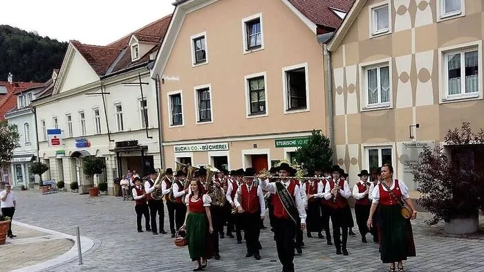 Musik-Auftritt am Hauptplatz