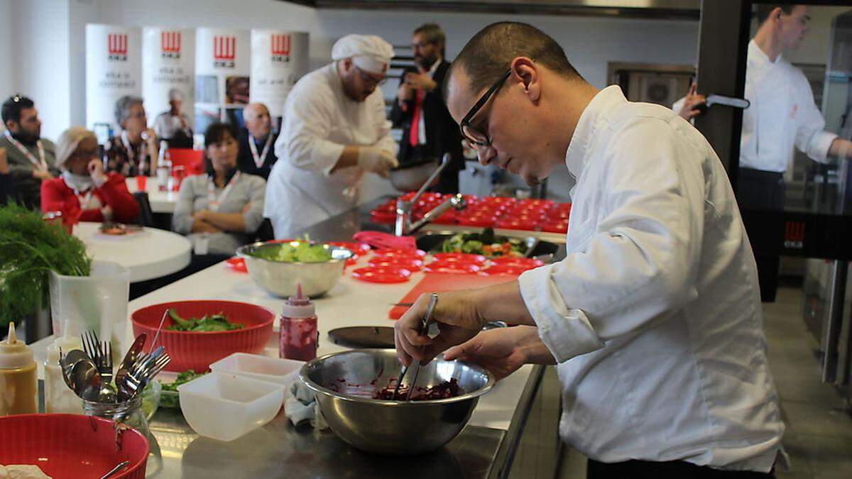„WeFood“ eröffnet Einblicke in kulinarische Künste: Heuer in kleinen Gruppen, mit Abstand und Mund-Nasen-Schutz