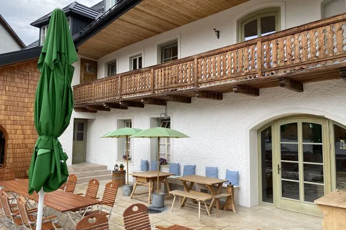 Nun erstrahlt das Gebäude als Kupferwirt in neuem Glanz.