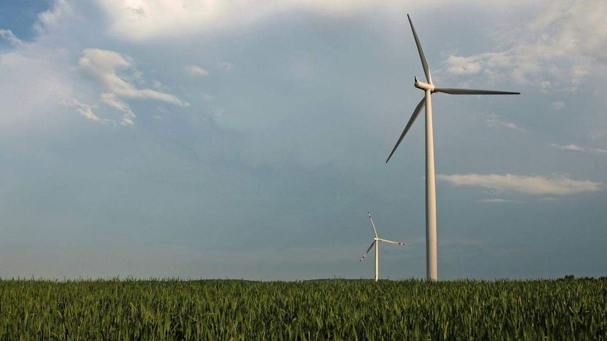 Windräder im Windpark Pöttelsdorf-Sigless 