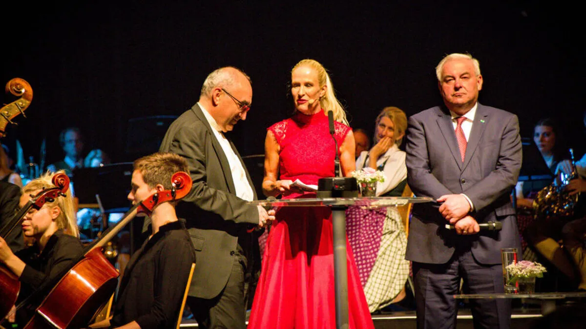 Bischof Wilhelm Krautwaschl, Moderatorin Michaela Krainz und Landeshauptmann Hermann Schützenhöfer