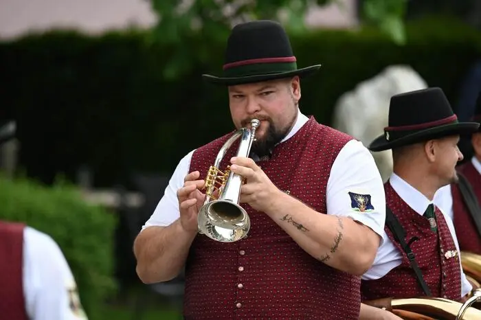  19 Musikvereine nahmen daran teil.
