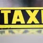 ABD0020_20180430 - WIEN - ÖSTERREICH: ++ THEMENBILD ++ Illustration zum Thema "Taxi" - Ein Taxi-Schild aufgenommen am Montag, 30. April 2018, in Wien. - FOTO: APA/GEORG HOCHMUTH