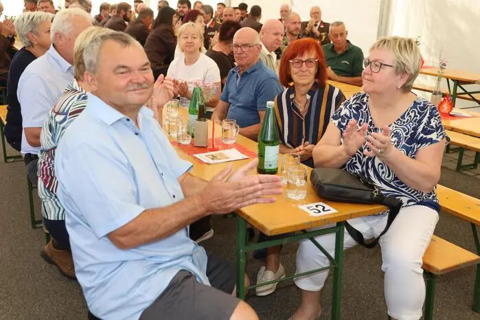 Super Stimmung im Festzelt.