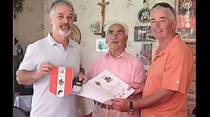 Otto Seiwald mit seinen Söhnen Kurt und Gerhard (von links), beide traten in die Fußstapfen ihres Vaters