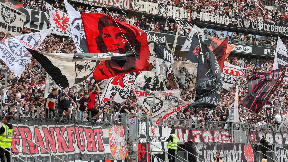 Eintracht Frankfurt spielt im Europa-League-Finale - dort werden alle Tickets streng personalisiert.