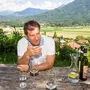 Karl Hren v vinskem vrtu svojih staršev