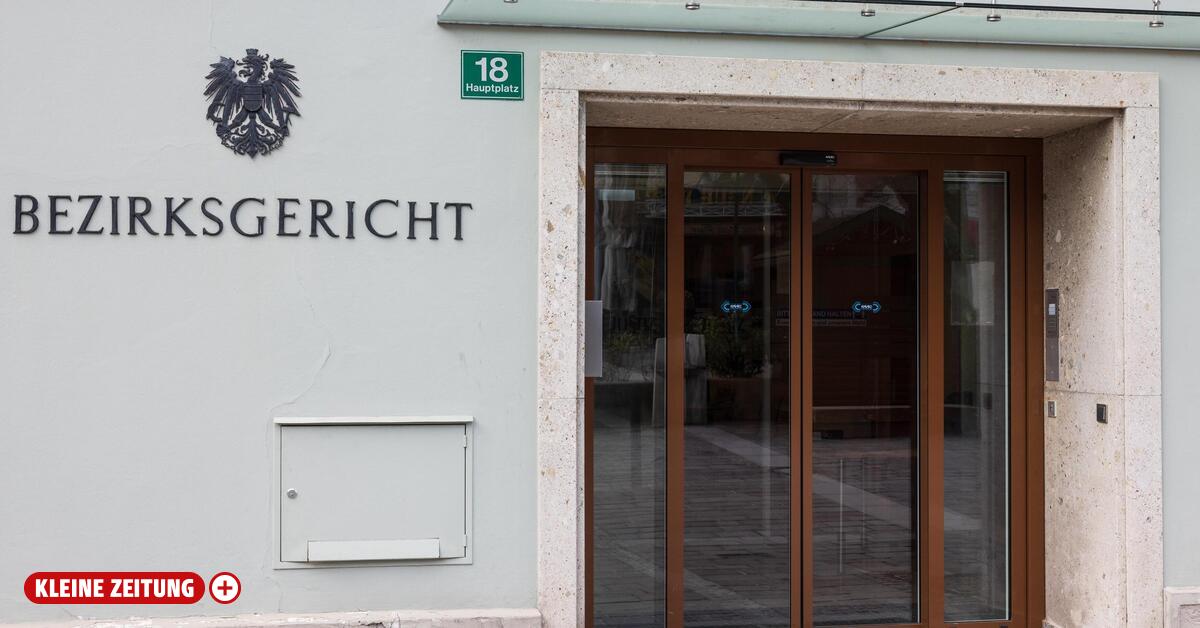 Kika/Leiner investor in bitter legal battle before district court