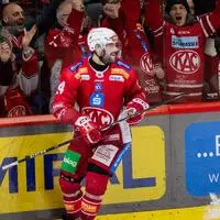 Nicht mehr im KAC-Dress? Steven Strong soll beim VSV unterschrieben haben