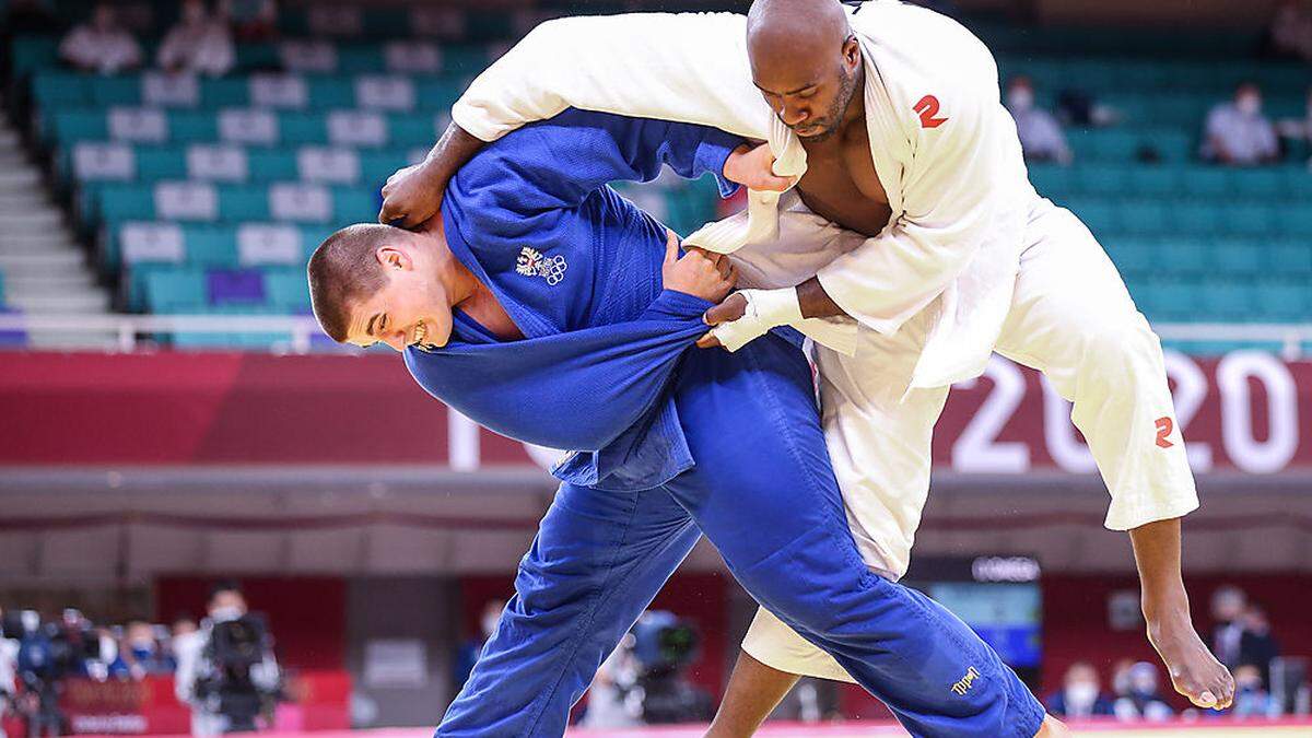 Stephan Hegyi (blau) hatte gegen Teddy Riner das Nachsehen.