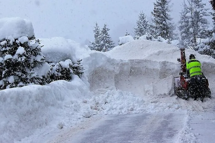Ohne Schneefräse geht hier gar nichts mehr