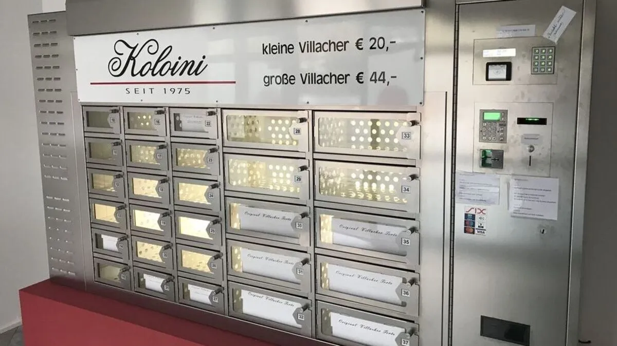 Aus diesem "Tortomaten" gibt es die Villacher Torte rund um die Uhr