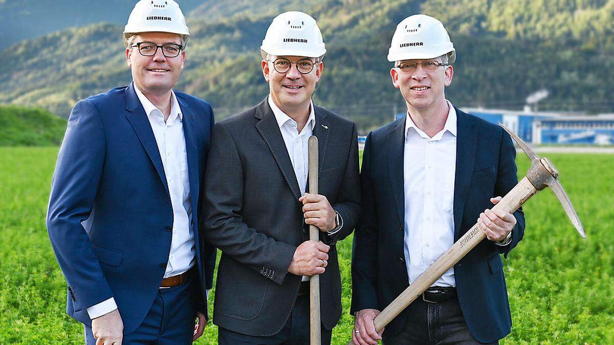 Holger König, Lucas Nerud, Marcel Snelder (Managing Directors Liebherr Hausgeräte Lienz GmbH)