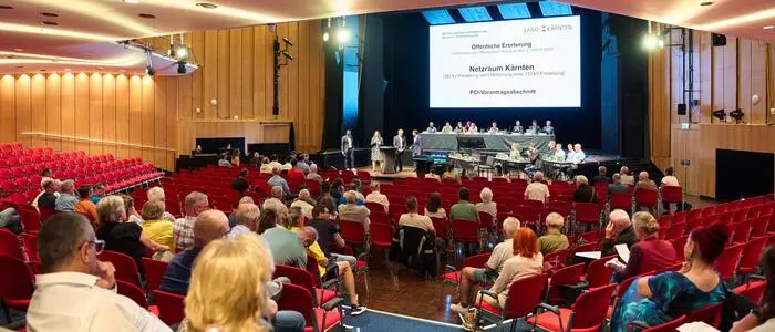 Bei der öffentlichen Erörterung im Villacher CCV wurde der „Netzraum Kärnten“ mit der geplanten 380-kV-Freileitung diskutiert | Bei der öffentlichen Erörterung im Villacher CCV wurde der „Netzraum Kärnten" mit der geplanten 380-kV-Freileitung diskutiert