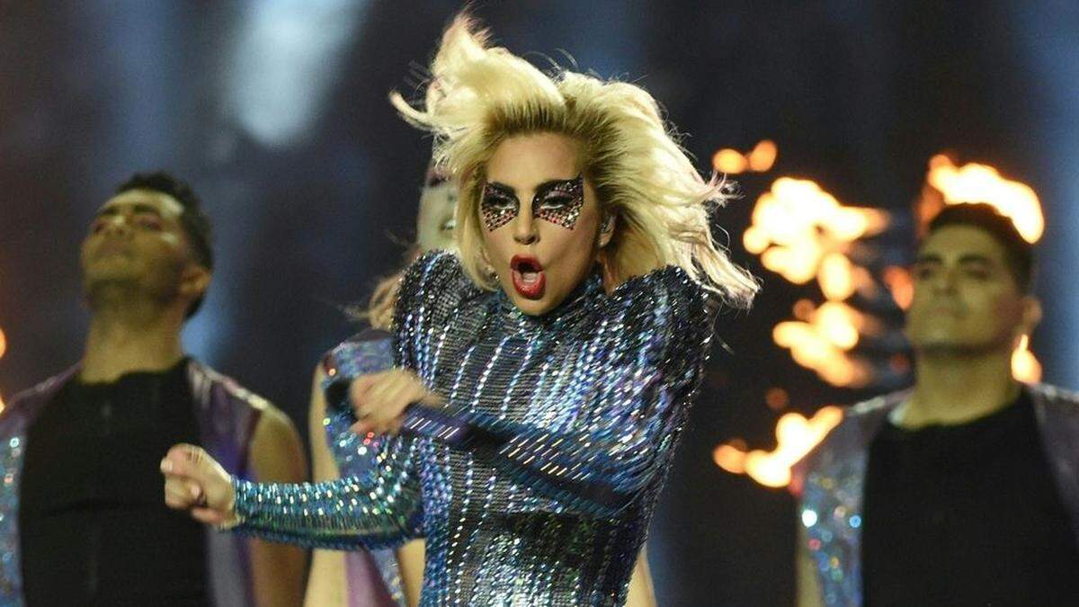 Lady Gaga bei ihrem Super Bowl-Auftritt