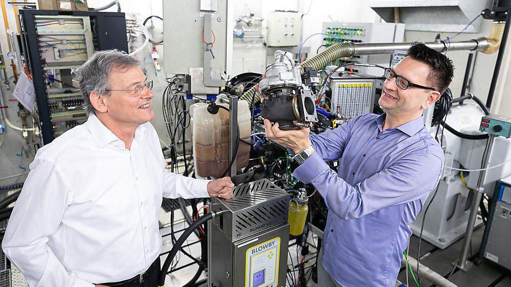 Versuchsmotor: Helmut Eichlseder und Peter Grabner (TU Graz)