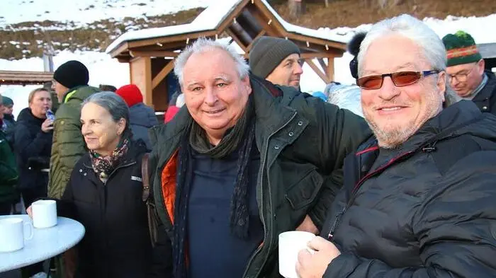 Einen kleinen, aber feinen Adventmarkt gibt es alljährlich im kleinen Bergdorf Hirschegg, Gemeinde Hirschegg Pack.